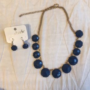 Statement Necklace & Earrings Bundle